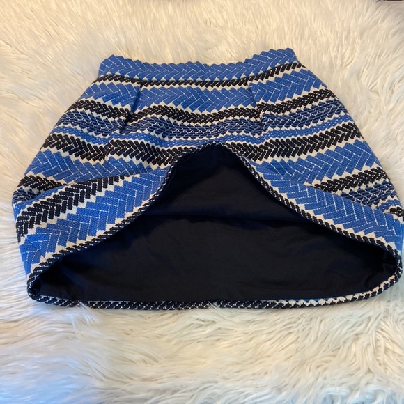 Anthropologie Nomad Morgan Carper
Skirt Patterned
Long 19” Waistline 30” - Picture 2 of 8